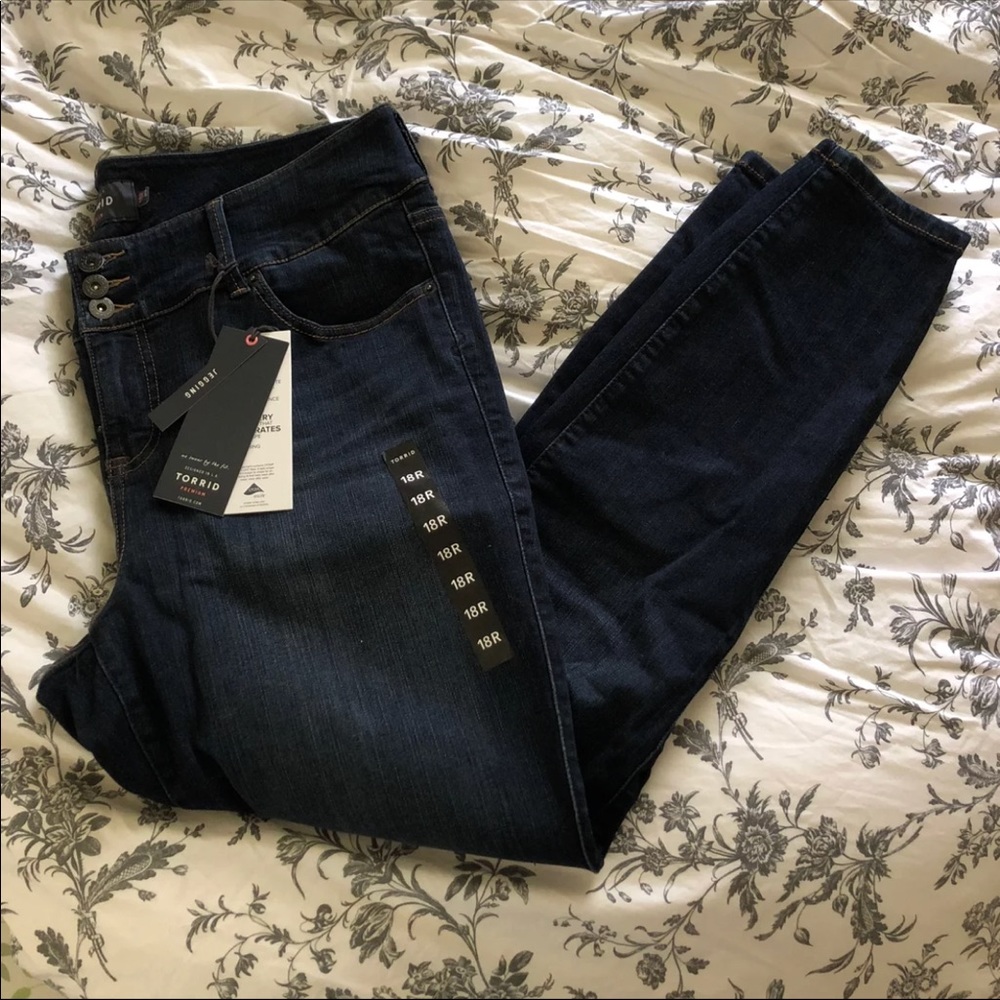 Torrid Premium Jegging Jeans BRAND NEW